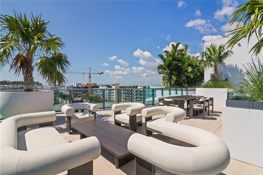 Community amenities in Alana Bay Harbor Islands, Bal Harbour (Image 40).