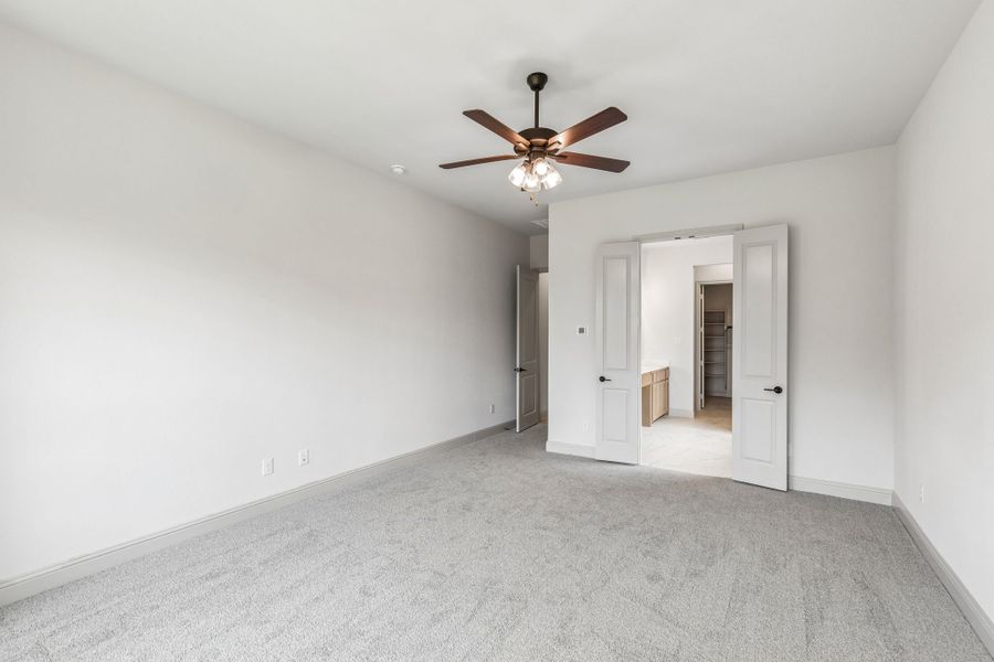Representative unfurnished interior of a home built from the Brazos by Sandlin Homes in Bluffs at Northpointe, Fort Worth (Image 24).