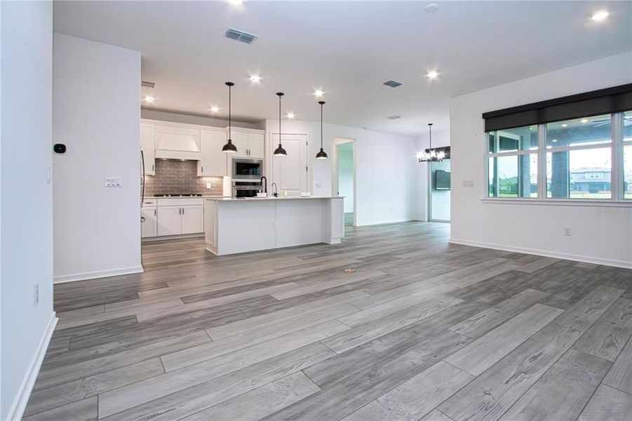 Spacious, unfurnished interior of a new home in , Parrish (Image 45).