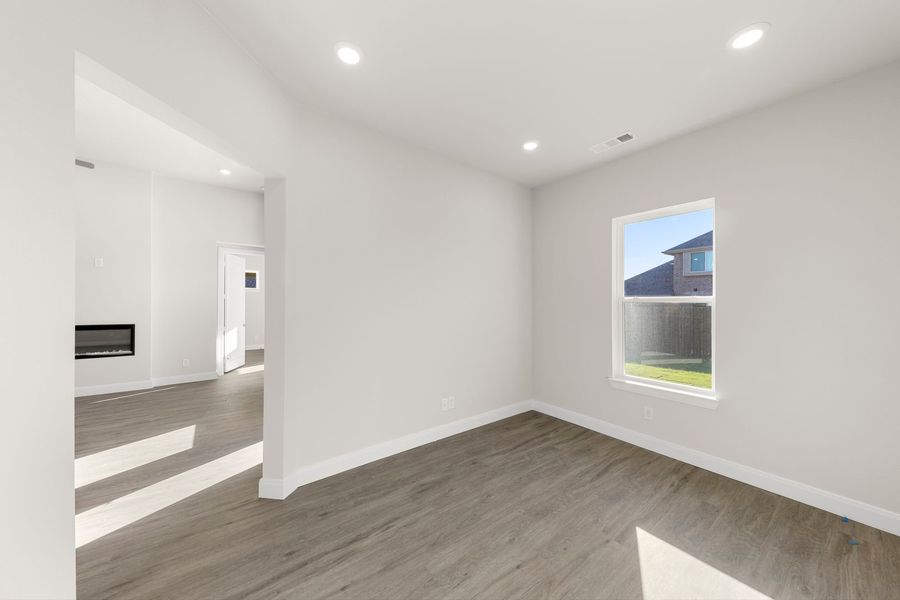 Spacious, unfurnished interior of a new home in West Crossing, Anna (Image 26). Spacious, unfurnished interior of a new home in West Crossing, Anna (Image 26).