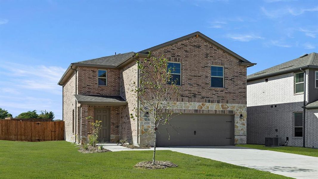 02. 2524 Yo Ranch - Front (2) 02. 2524 Yo Ranch - Front (2)