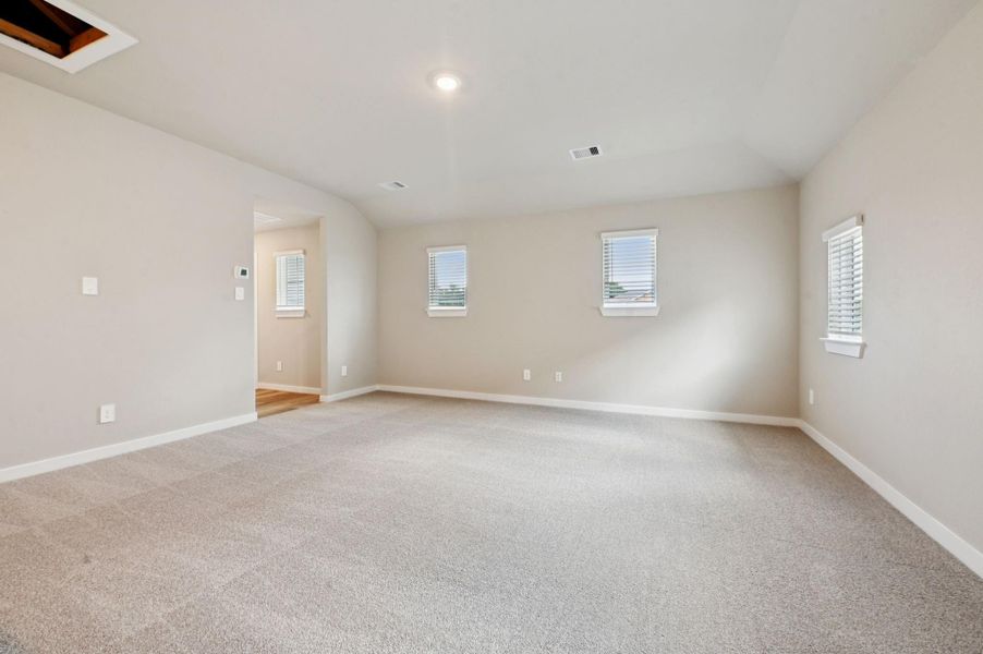 Spacious, unfurnished interior of a new home in , New Caney (Image 40). Spacious, unfurnished interior of a new home in , New Caney (Image 40).