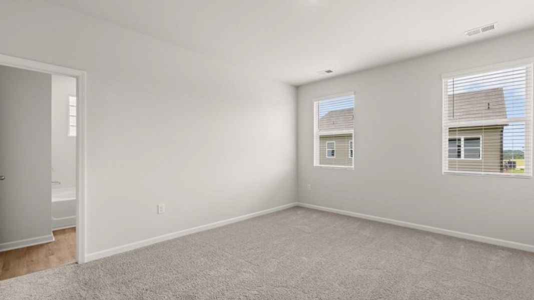 Spacious, unfurnished interior of a new home in Liberty Crossing, Braselton (Image 17).