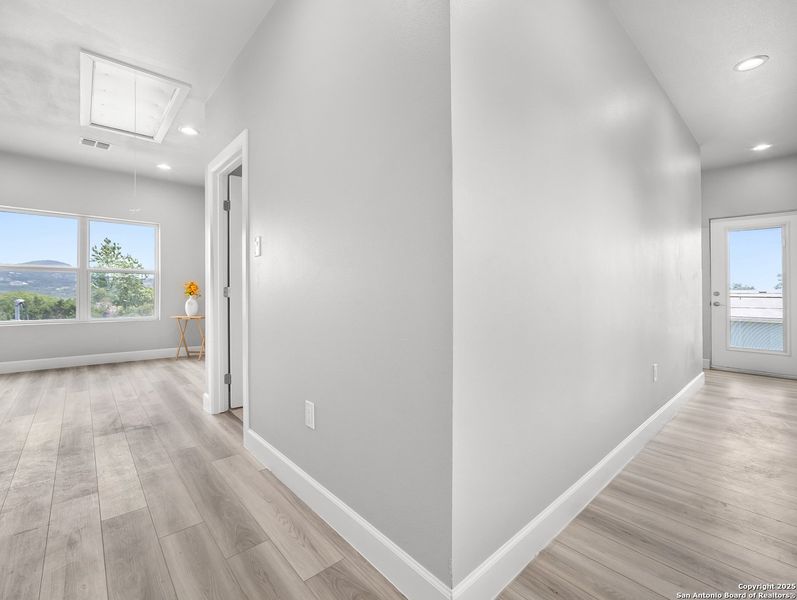 Image 16 of a home in . Image 16 of a home in .