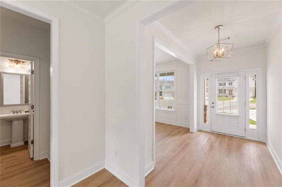 Spacious, unfurnished interior of a new home in Clark Farms, Flowery Branch (Image 24).