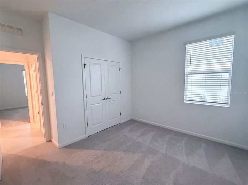 Spacious, unfurnished interior of a new home in Meadow Pointe, Groveland (Image 17).