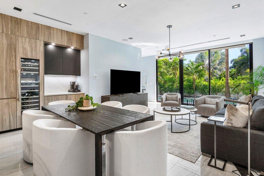 009-914PalmTrail-DelrayBeach-FL-33483-SM