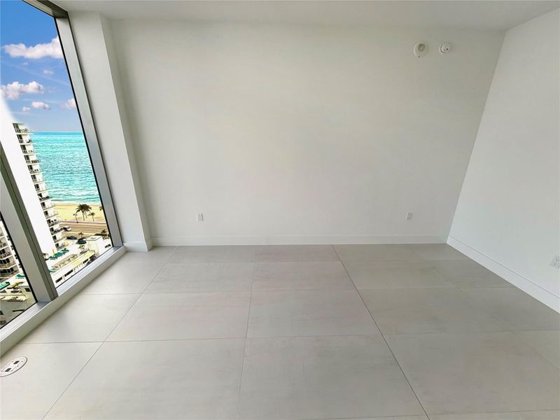 Virtual Staging-Guest Suite