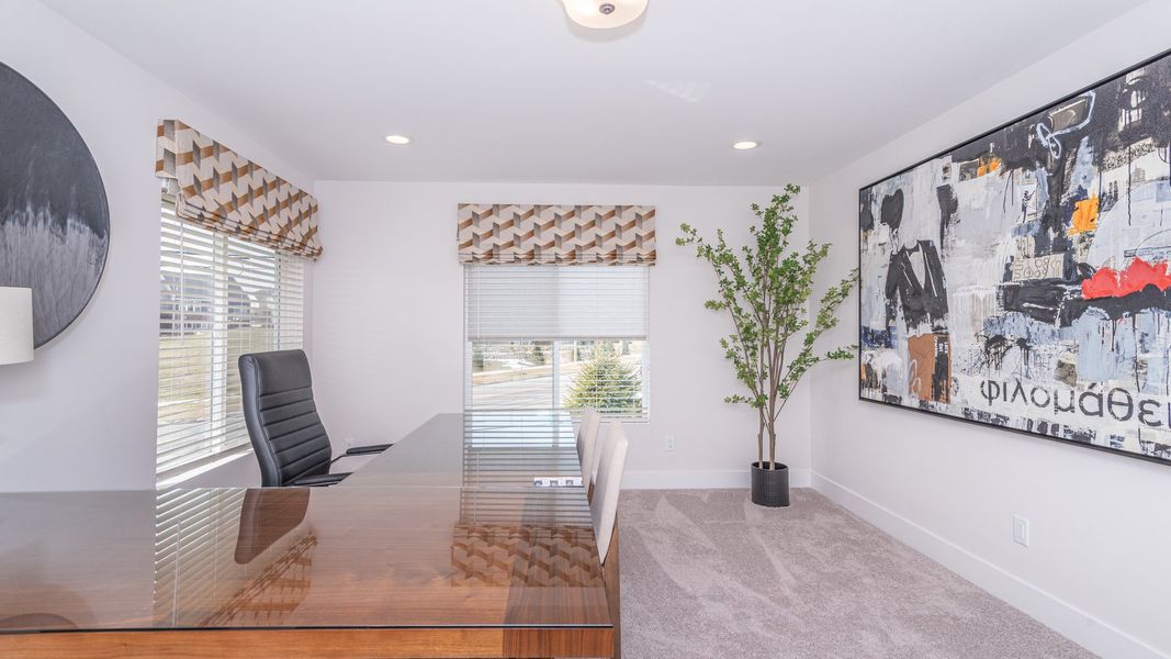 Representative furnished interior of a home built from the The Keswick Townhome (Interior Walk-Out) by Norfolk Homes in Bristol Ridge Townhomes, Ann Arbor (Image 38).