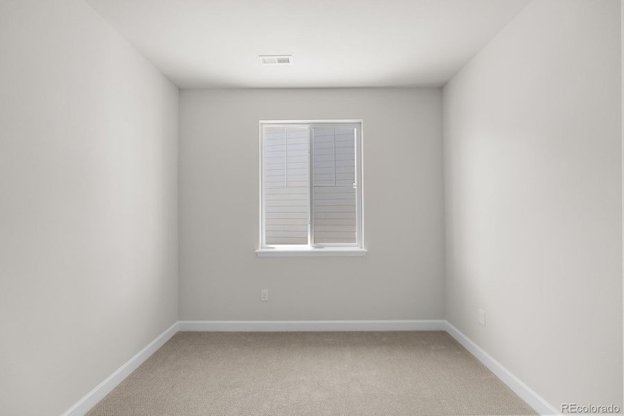 Spacious, unfurnished interior of a new home in Rhyolite Ranch, Castle Rock (Image 20).