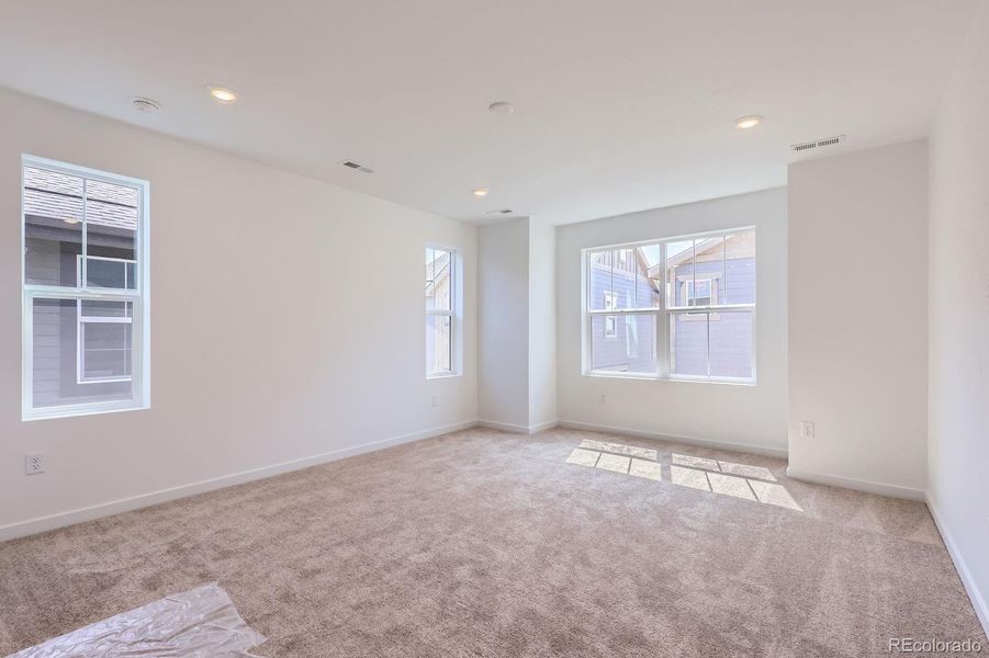 Spacious, unfurnished interior of a new home in Parterre: The Skyline Collection, Thornton (Image 12).