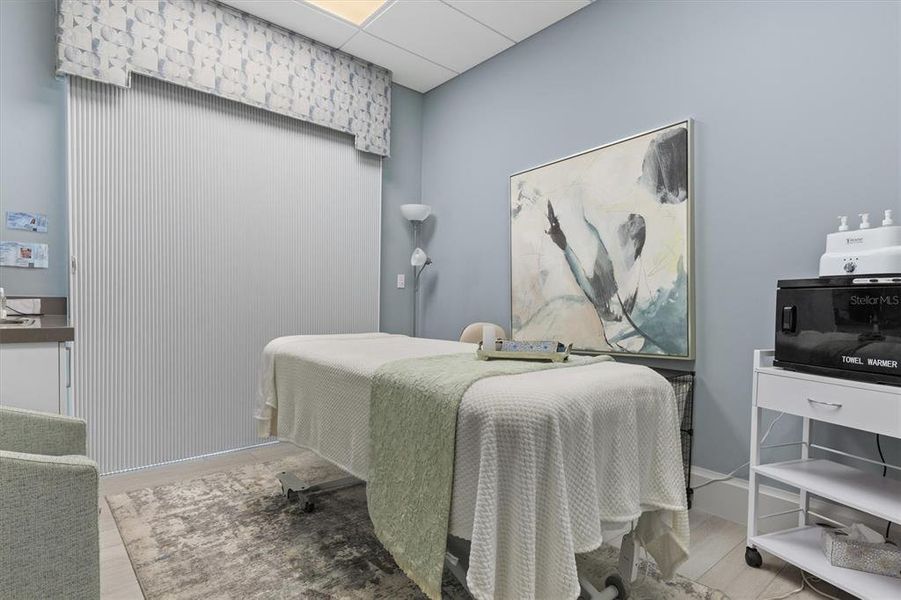 Furnished interior view inside a new home in , Punta Gorda (Image 37).
