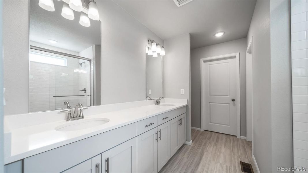 Furnished interior view inside a new home in , Aurora (Image 12).