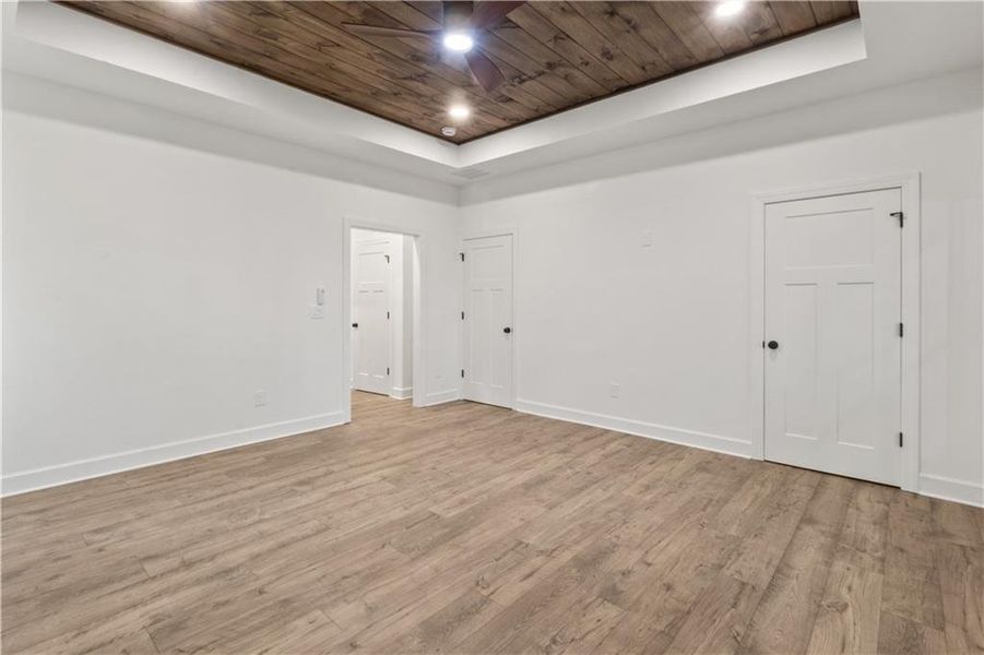 Spacious, unfurnished interior of a new home in , Dahlonega (Image 11).