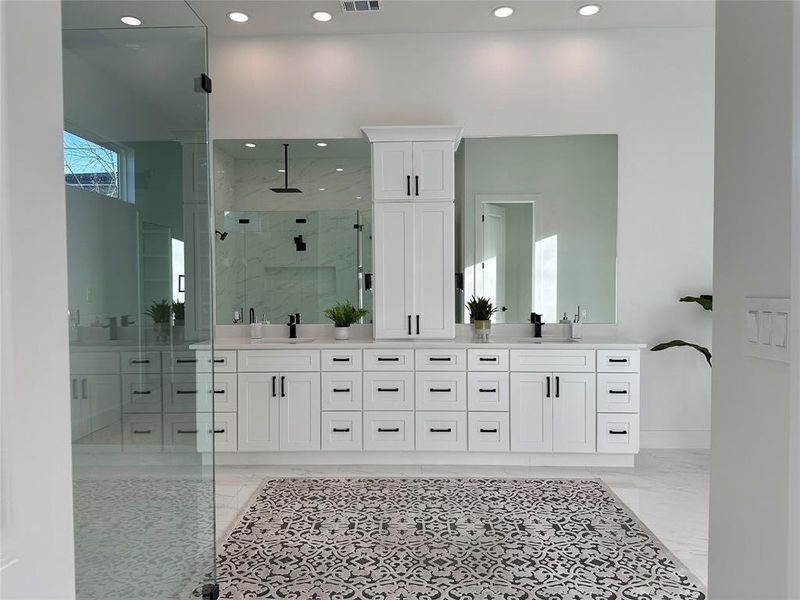 Furnished interior view inside a new home in , Dallas (Image 7).