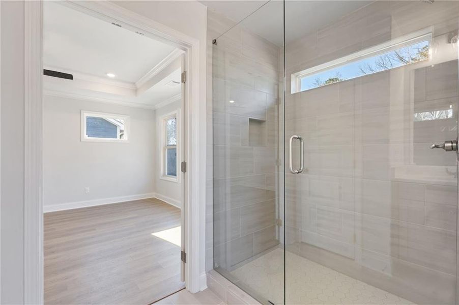 Spacious, unfurnished interior of a new home in , Athens (Image 17).