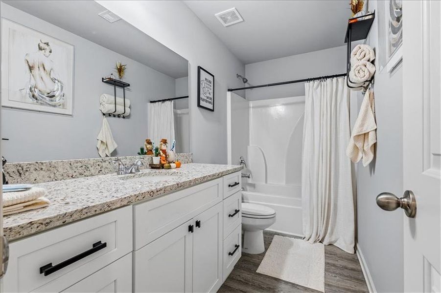 Furnished interior view inside a new home in , Atlanta (Image 16).