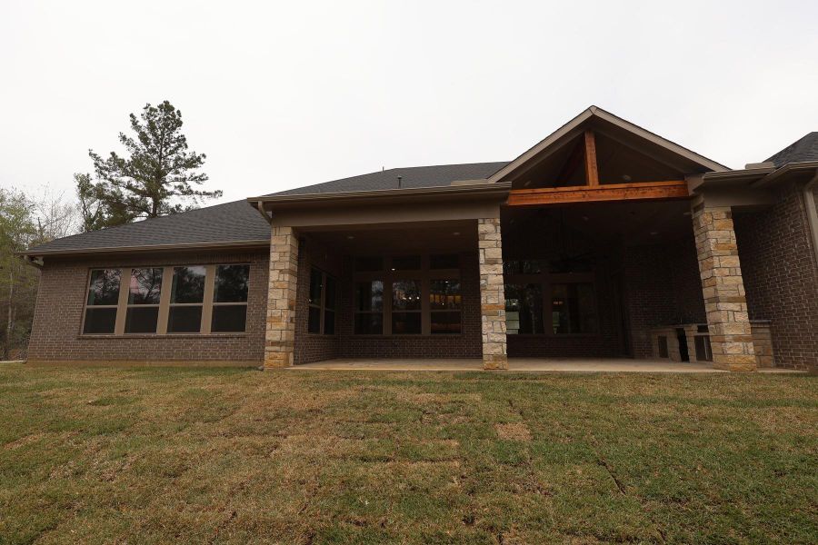 Image 29 of a home in .