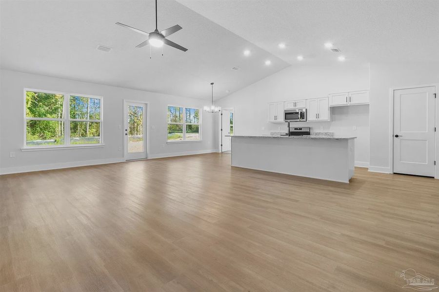 Spacious, unfurnished interior of a new home in Pecan Valley, Cantonment (Image 7).