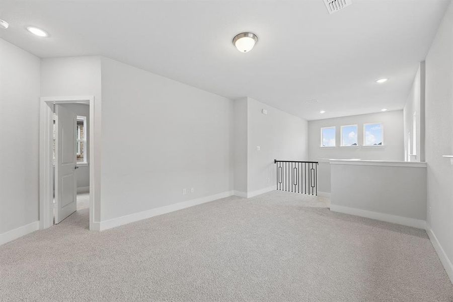 Spacious, unfurnished interior of a new home in Lexington Frisco, Frisco (Image 13).