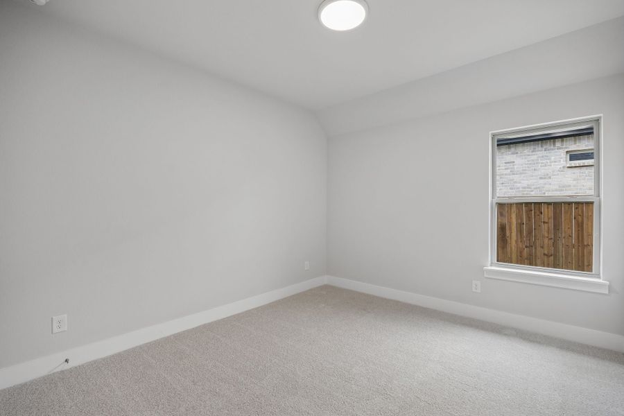 Spacious, unfurnished interior of a new home in Dove Hollow, Waxahachie (Image 32). Spacious, unfurnished interior of a new home in Dove Hollow, Waxahachie (Image 32).