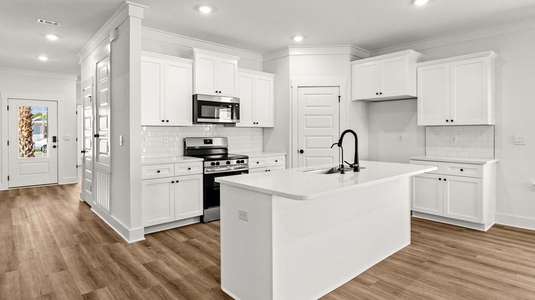 Furnished interior view inside a new home in Caballeros Estates At Hombre, Panama City Beach (Image 5).