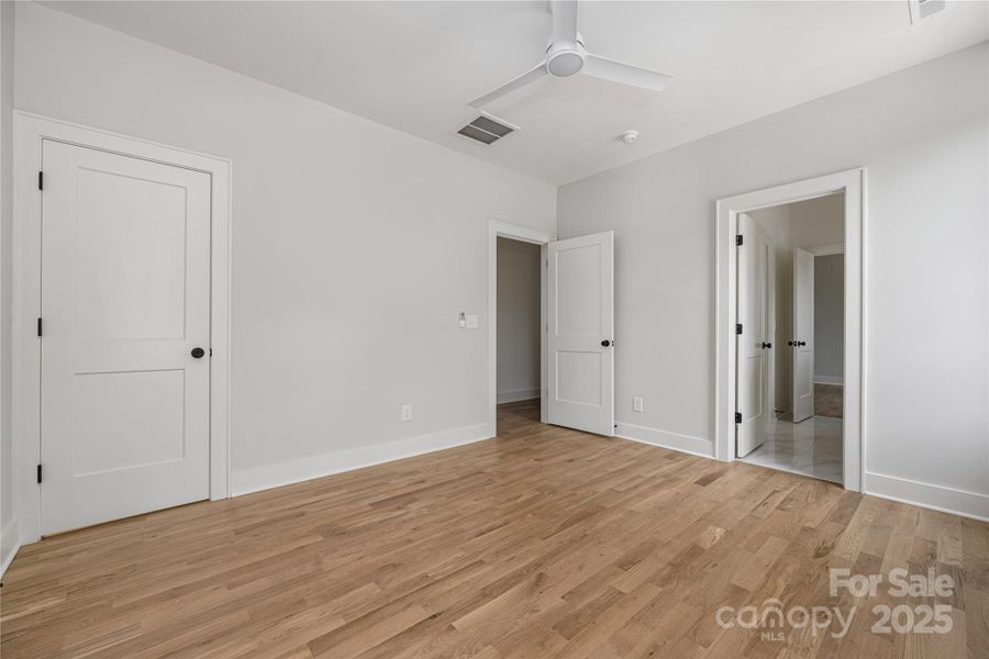 Spacious, unfurnished interior of a new home in , Charlotte (Image 38).