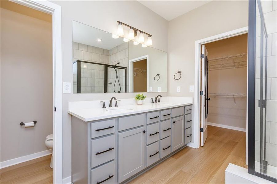 Furnished interior view inside a new home in Sweetbay Farm, Lawrenceville (Image 19).