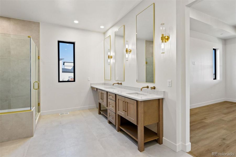 Creramic tile Primary Bath