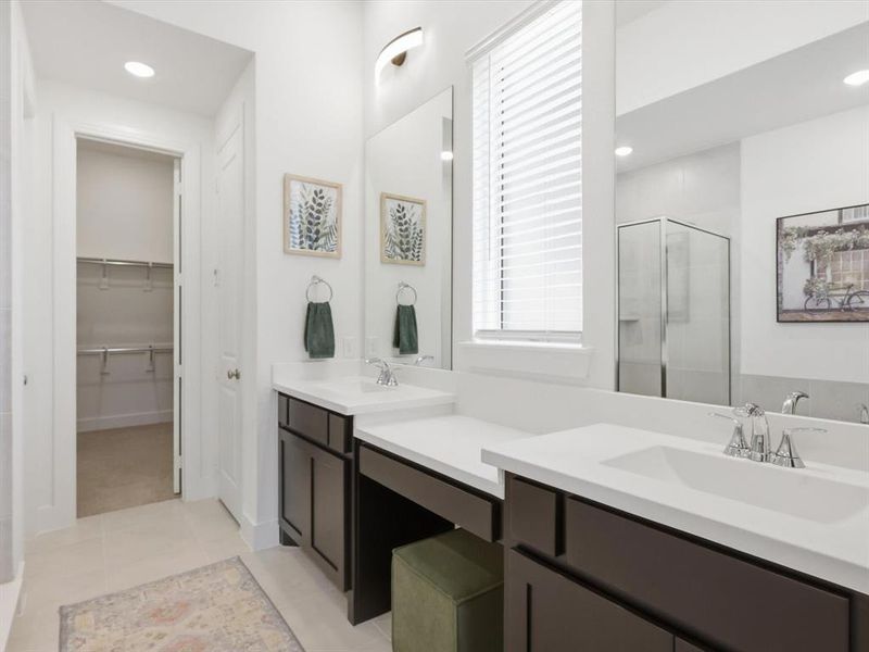 Furnished interior view inside a new home in Thompson Farms, Van Alstyne (Image 28).