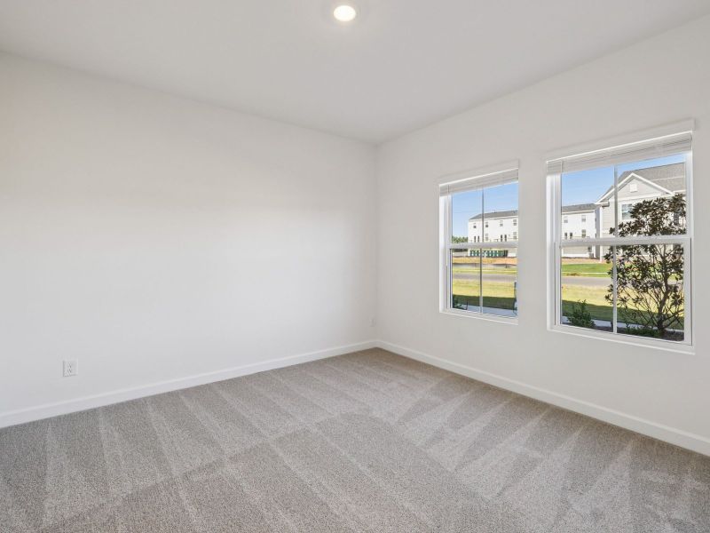 Spacious, unfurnished interior of a new home in Meadows at Wilson Farms - The Heights Series, Fort Mill (Image 15).