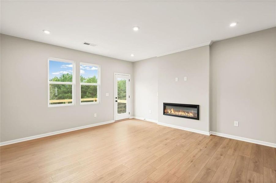 Spacious, unfurnished interior of a new home in Villas at Gold Creek, Dawsonville (Image 16).