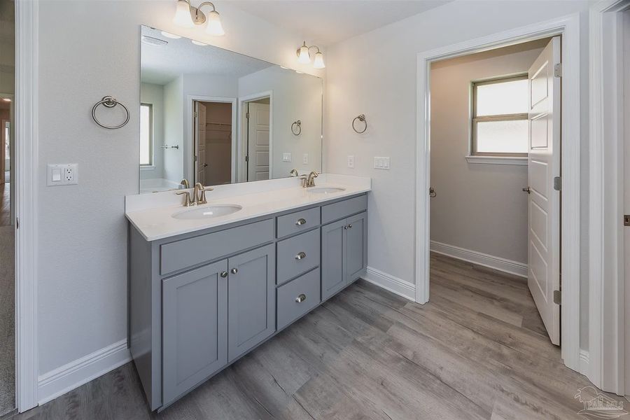 Furnished interior view inside a new home in Emmaline Gardens, Milton (Image 10).