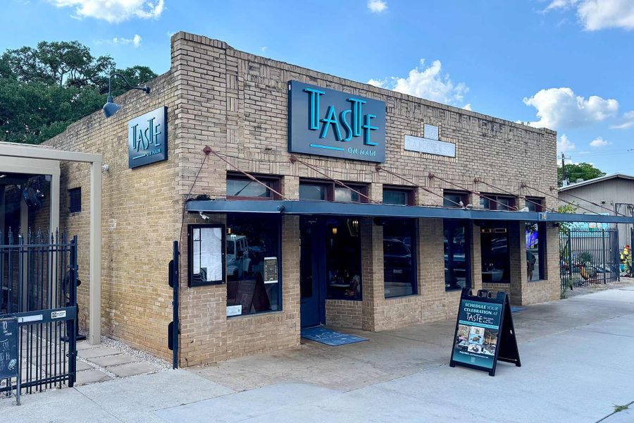 1 Mile Away from Historic Downtown Buda 1 Mile Away from Historic Downtown Buda