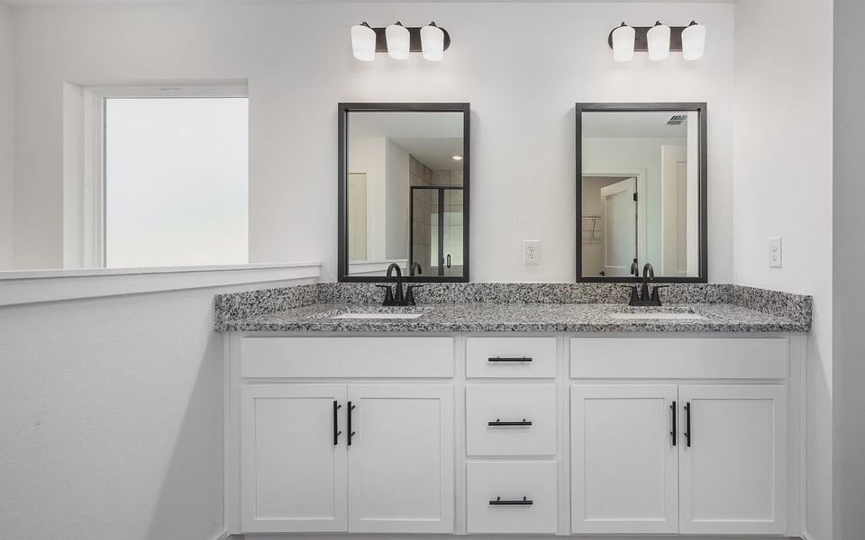 Furnished interior view inside a new home in Kirkland Farms, Alachua (Image 9).
