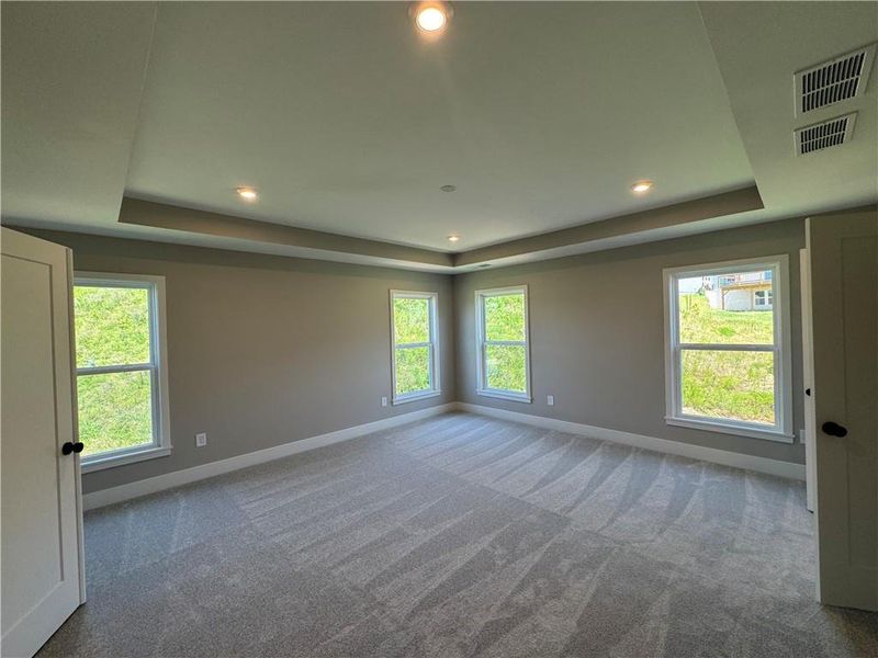 Spacious, unfurnished interior of a new home in Twin Lakes, Hoschton (Image 30).