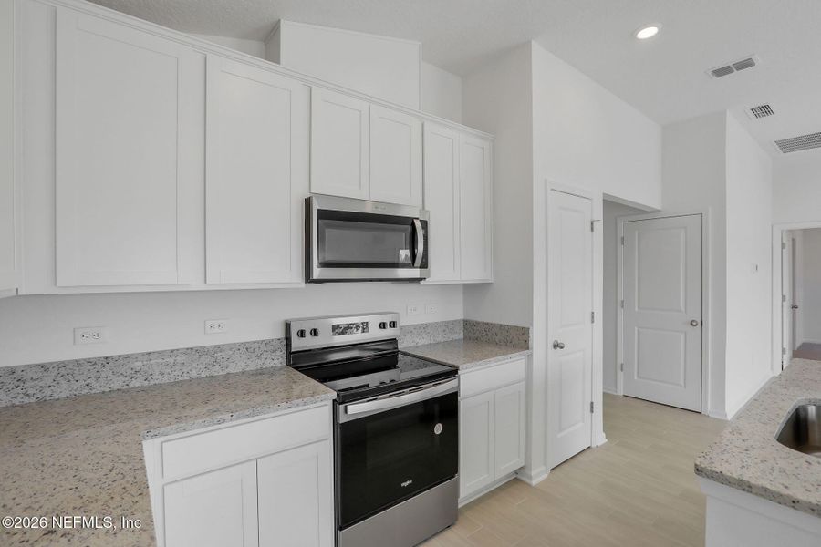Furnished interior view inside a new home in Bellbrooke, Jacksonville (Image 7).