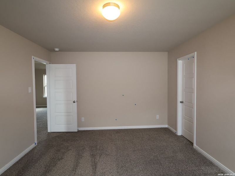 Spacious, unfurnished interior of a new home in Park Place, New Braunfels (Image 23).