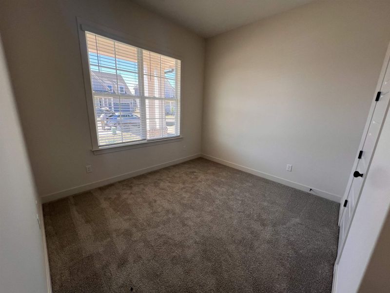 Spacious, unfurnished interior of a new home in Lockwood, Collierville (Image 12).