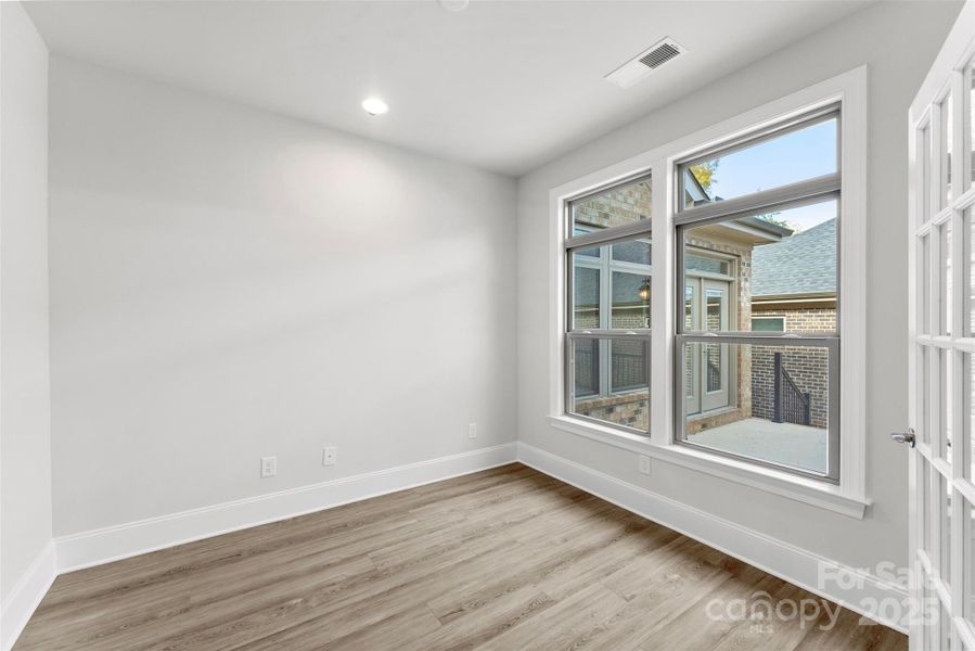 Spacious, unfurnished interior of a new home in The Courtyards on New Hope, Gastonia (Image 19).