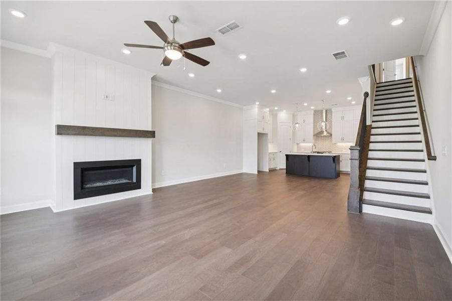 Spacious, unfurnished interior of a new home in Ward's Crossing Townhomes, Johns Creek (Image 33).