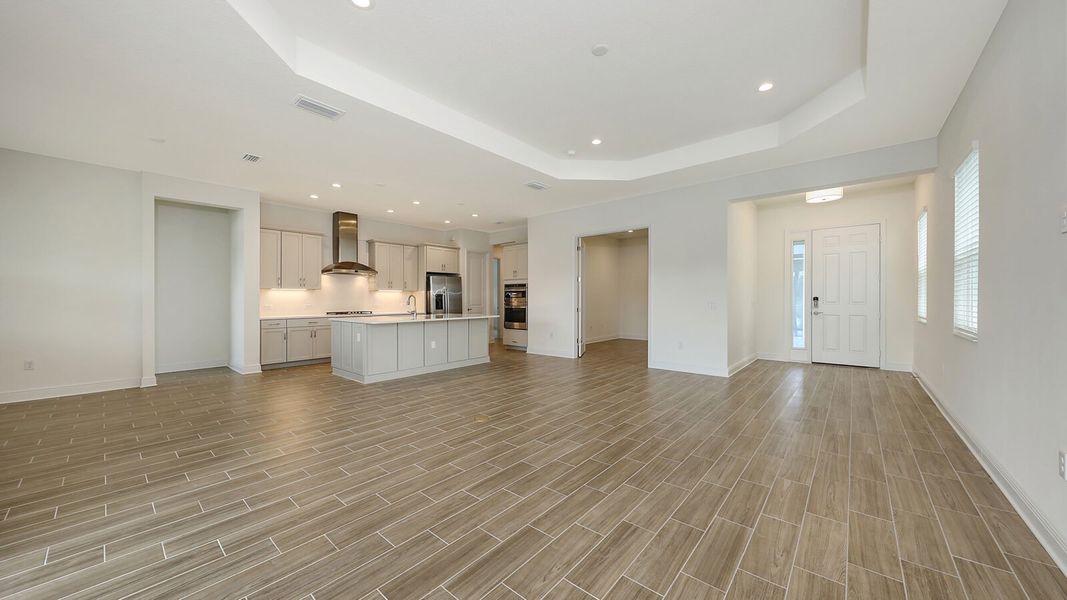 Spacious, unfurnished interior of a new home in Wildleaf at North River Ranch, Parrish (Image 15).