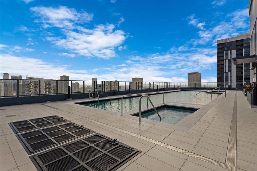 Community amenities in , Miami (Image 23).