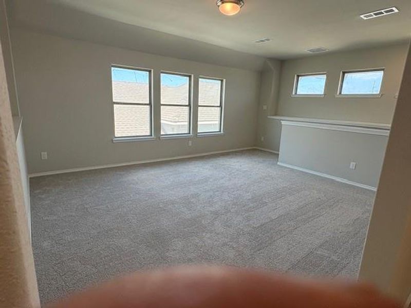Spacious, unfurnished interior of a new home in The Meadows at Imperial Oaks, Spring (Image 7).
