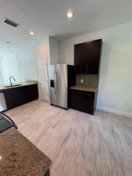 Image 34 of a home in .