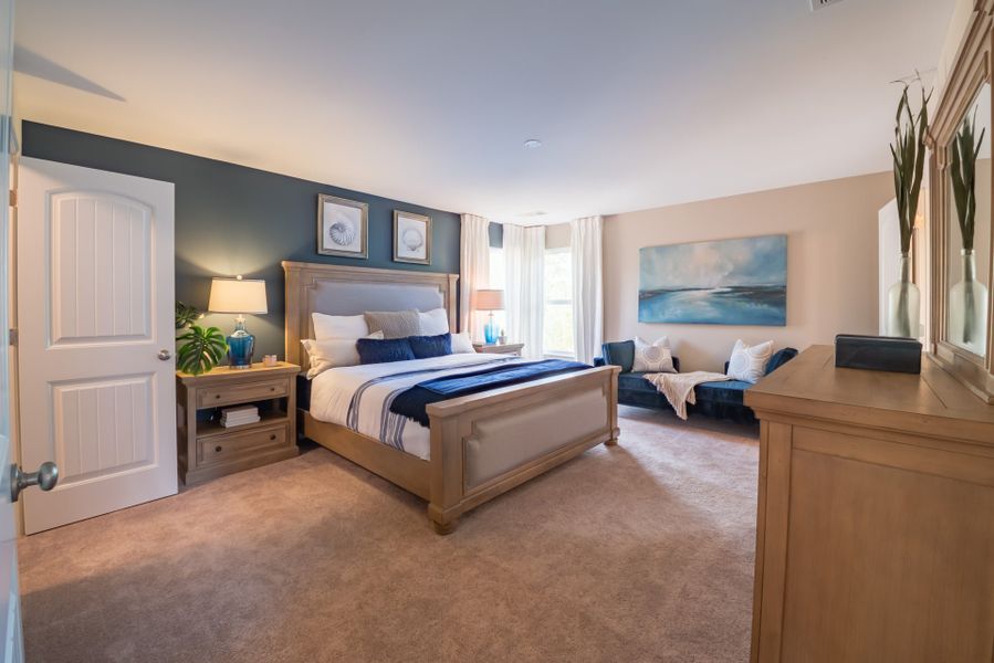 Representative furnished interior of a home built from the Cumberland by Fischer Homes in Bridle Run, Louisville (Image 14).