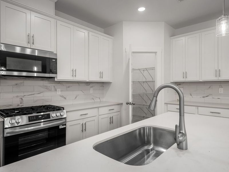 Image 43 of a home in Calista Farms.