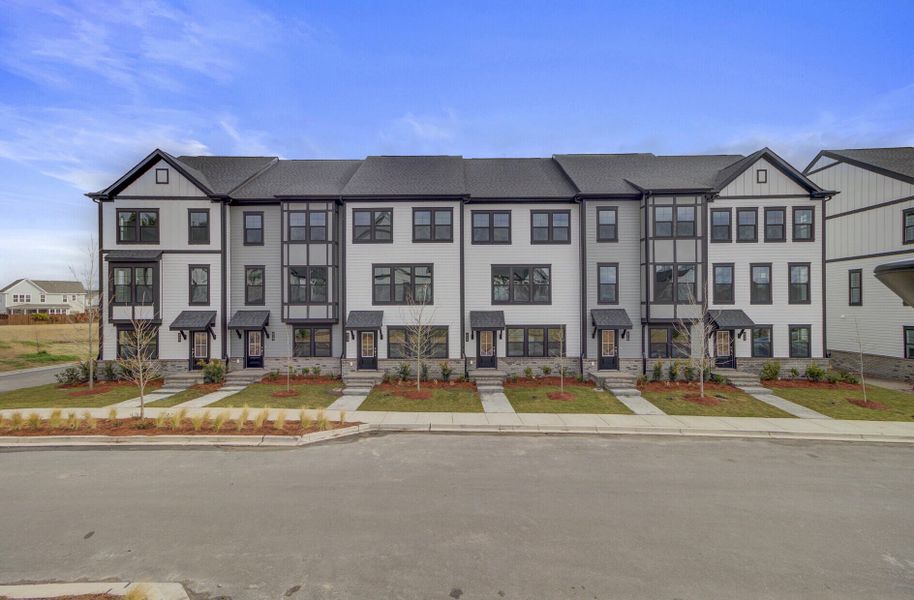Image 90 of a home in Nexton.