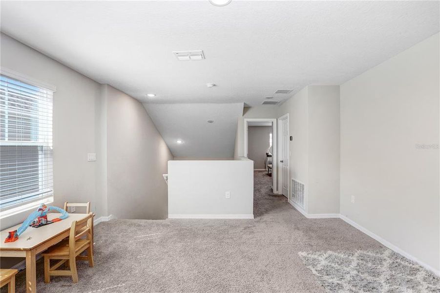 Spacious, unfurnished interior of a new home in , Parrish (Image 19).