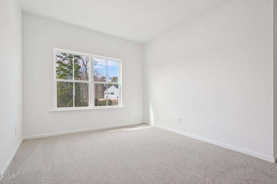 29-web-or-mls-Ken Dr-S2402-029